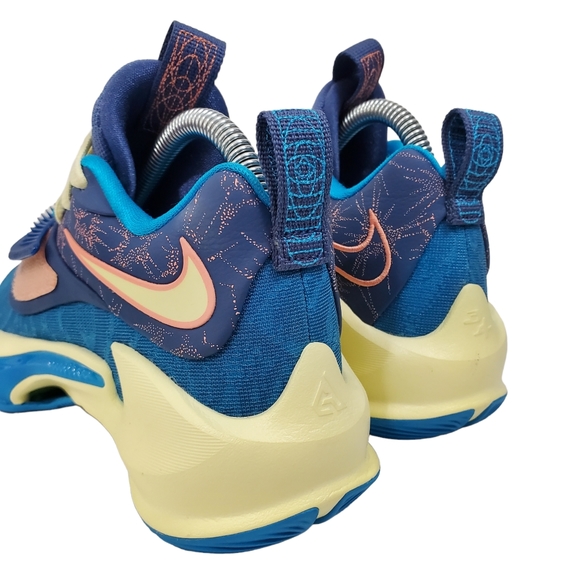 ?️ NIKE Zoom Freak 3 NRG Giannis Basketball Shoes Sneaker \'Valentines Day\' main image 6